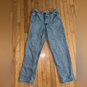 loose fit jeans size 10